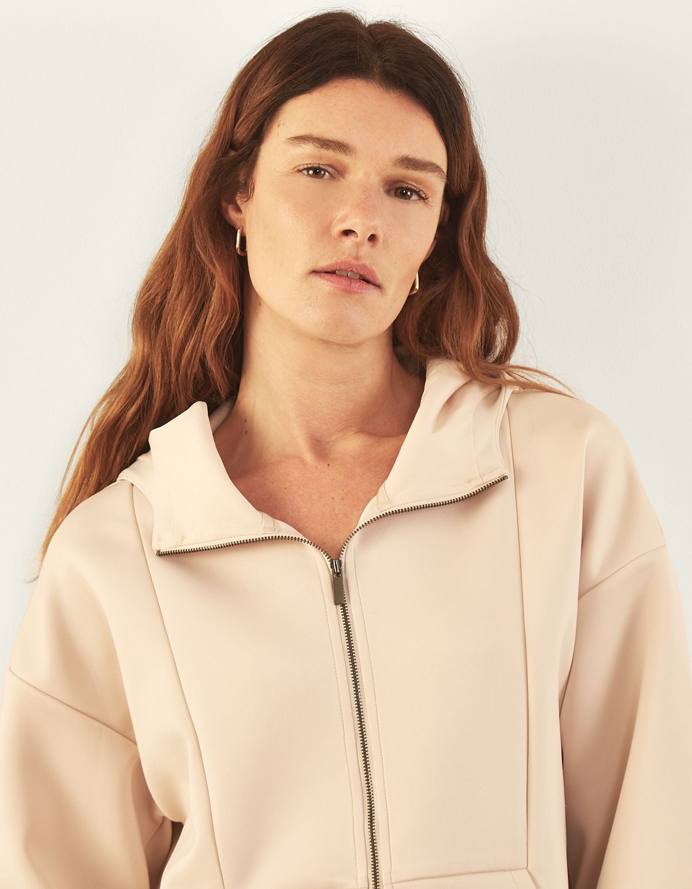 Sand crop zip hoodie 2025