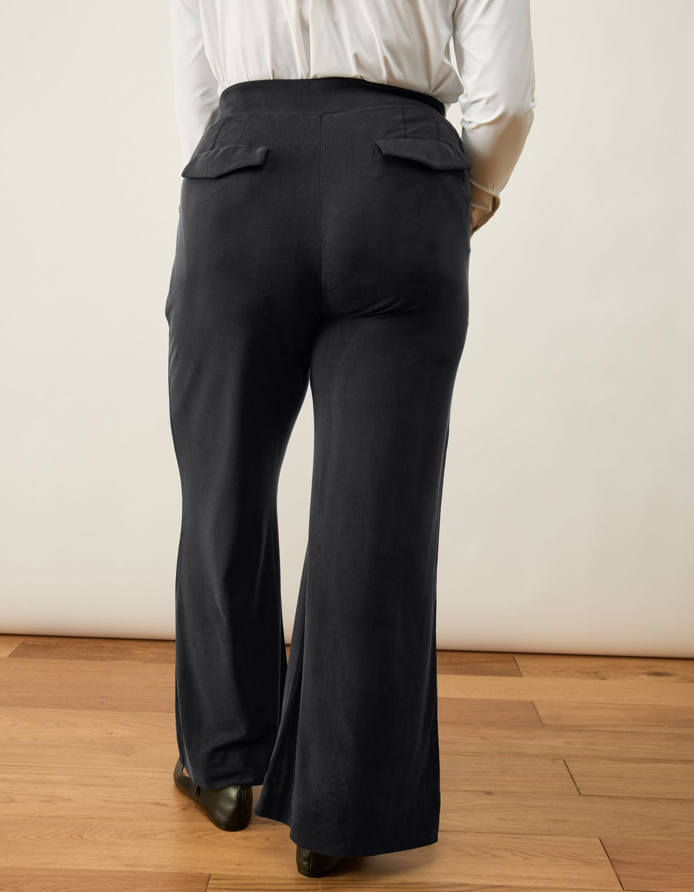 Laid Back Pleated Trousers