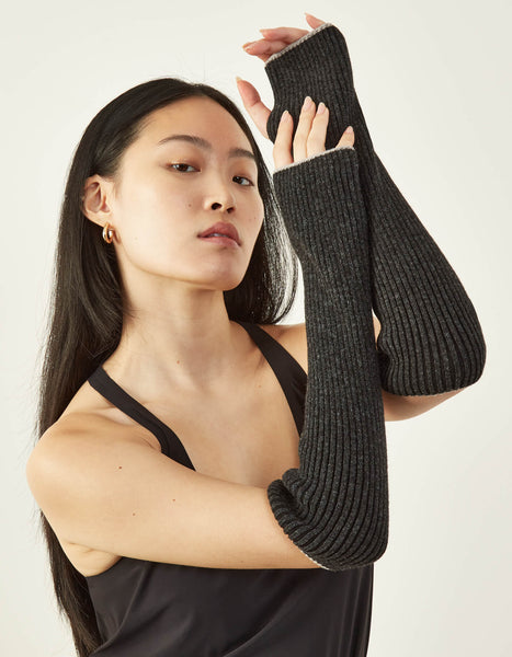 小物 DAIRIKU Arm Warmer KeepingItCozyArmWarmers-Black-