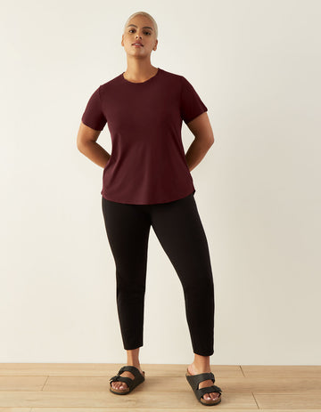 PLUS SIZE BURGUNDY JOGGING PANTS THAT FEEL LIKE LEGGINGS WIHT POCKETS – Luv  21 Leggings & Apparel Inc.